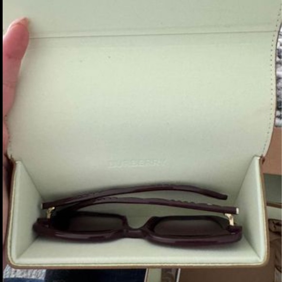 Burberry Sunglasses! Brand new. - Picture 4 of 6